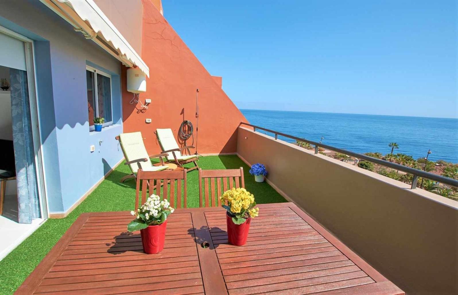 Bonita vivienda vacacional con vistas al mar playaWIFI Radazul Exterior foto